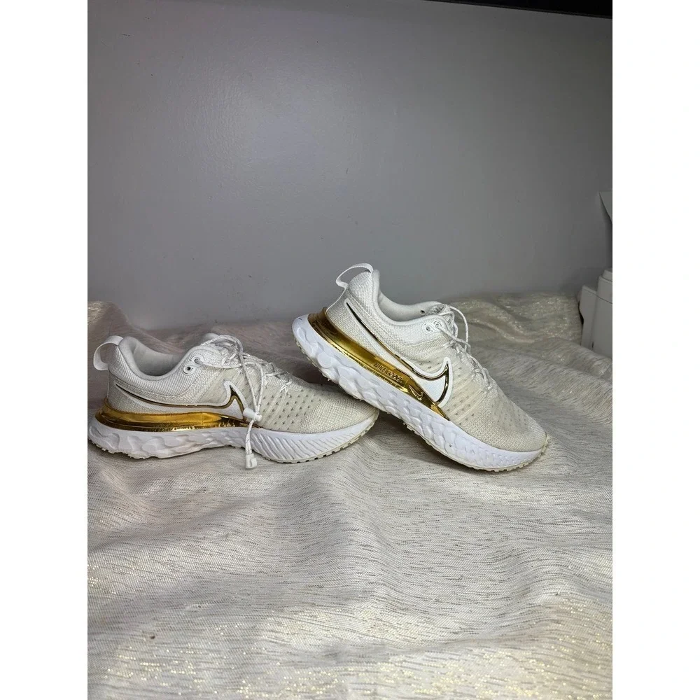 React Infinity Run Flyknit By You size 7.5